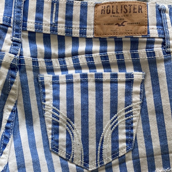 Hollister Jean Shorts - Picture 4 of 5